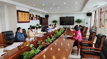 学校召开2023年度年鉴工作会议